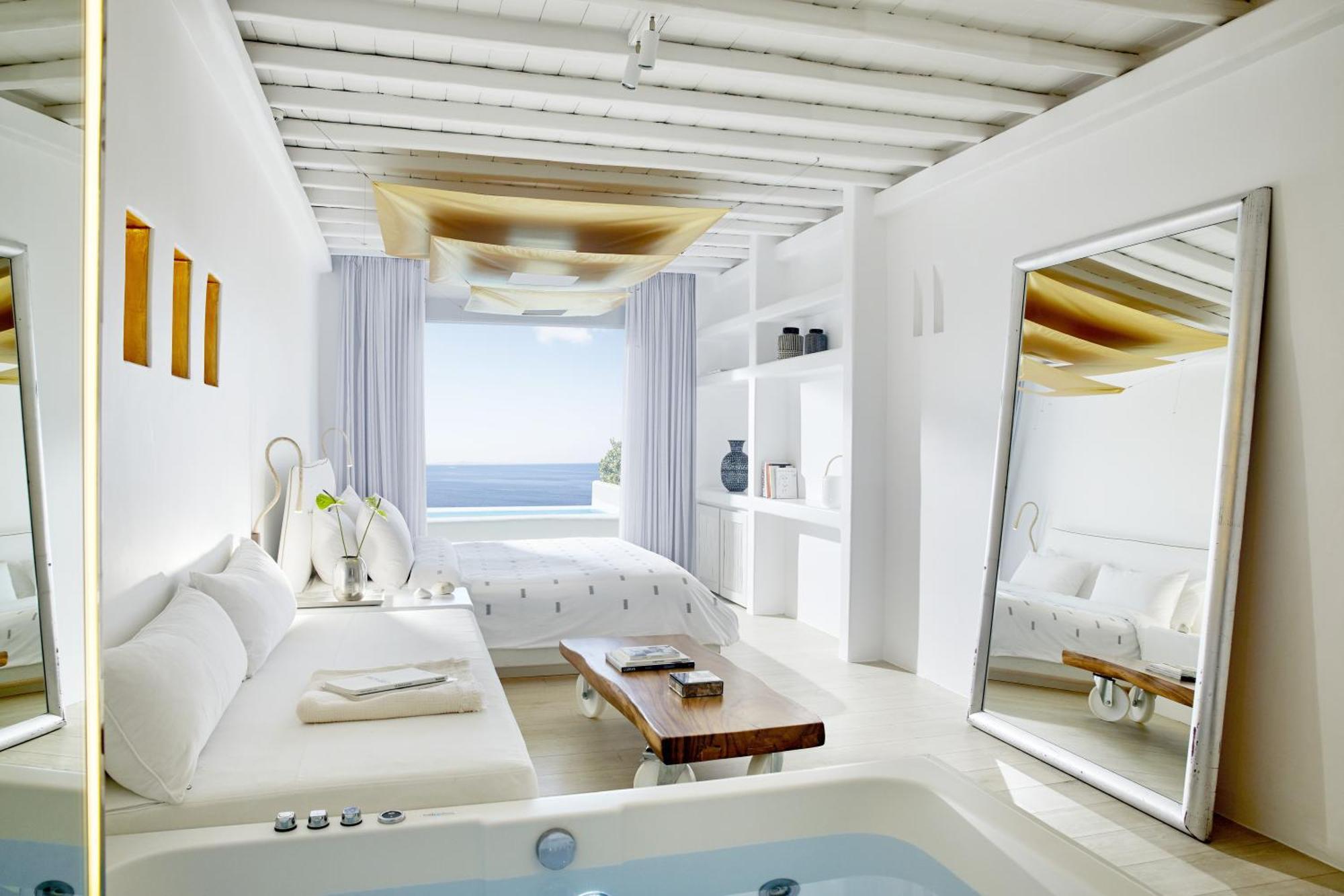 Cavo Tagoo Mykonos 5*