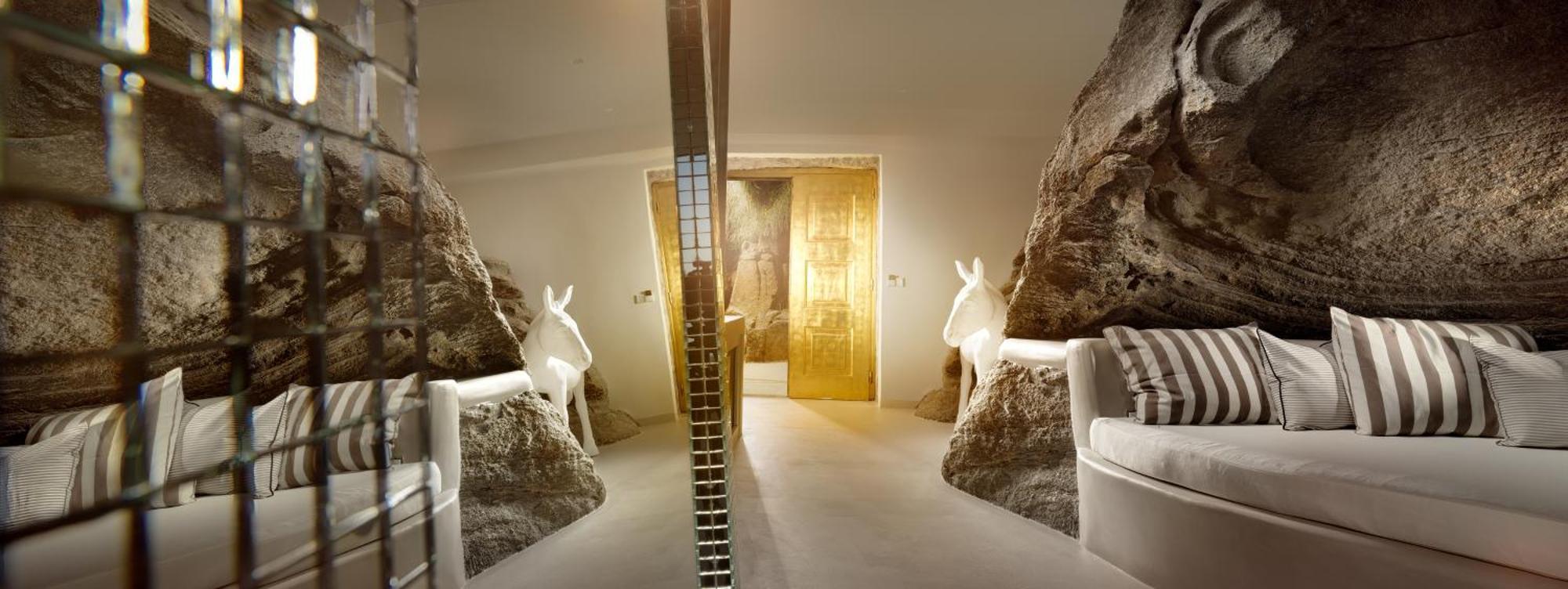 Cavo Tagoo Mykonos Hotel