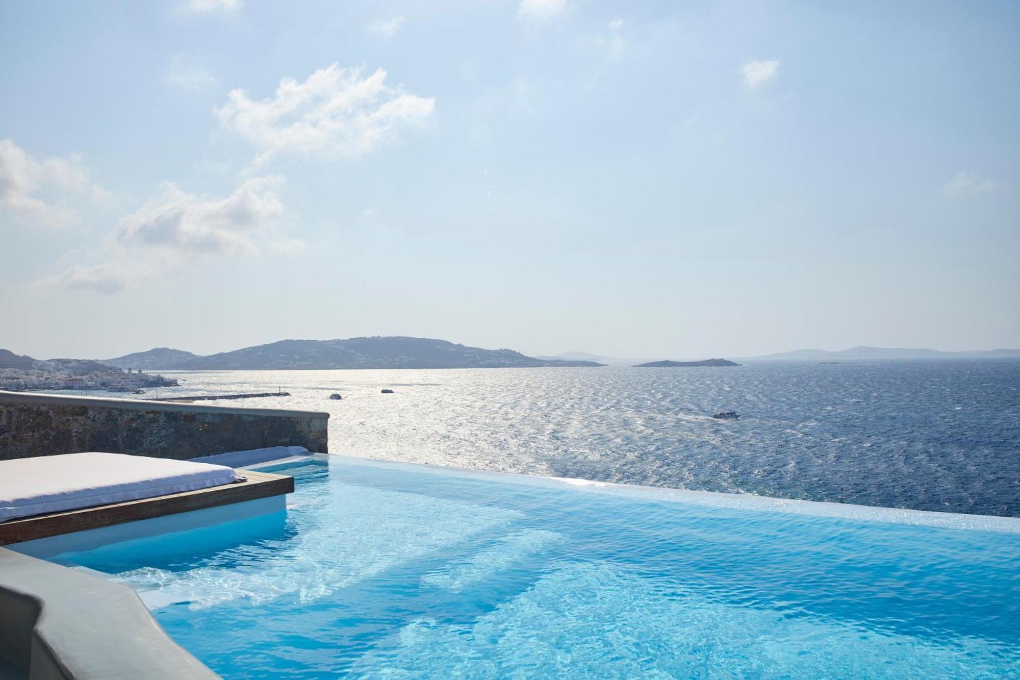 Cavo Tagoo Mykonos Hotel