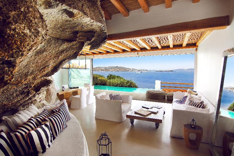 Cavo Tagoo Mykonos Hotel